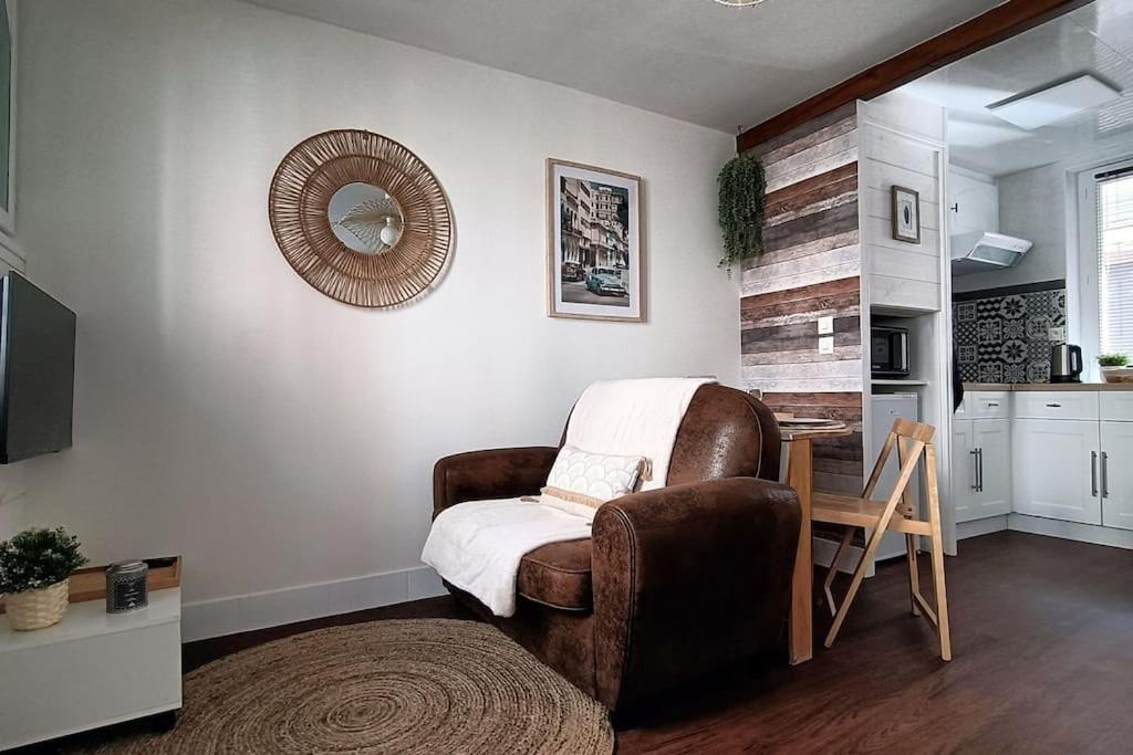 Logement Dans Maison De Pecheur เลอเทรปอร์ ภายนอก รูปภาพ